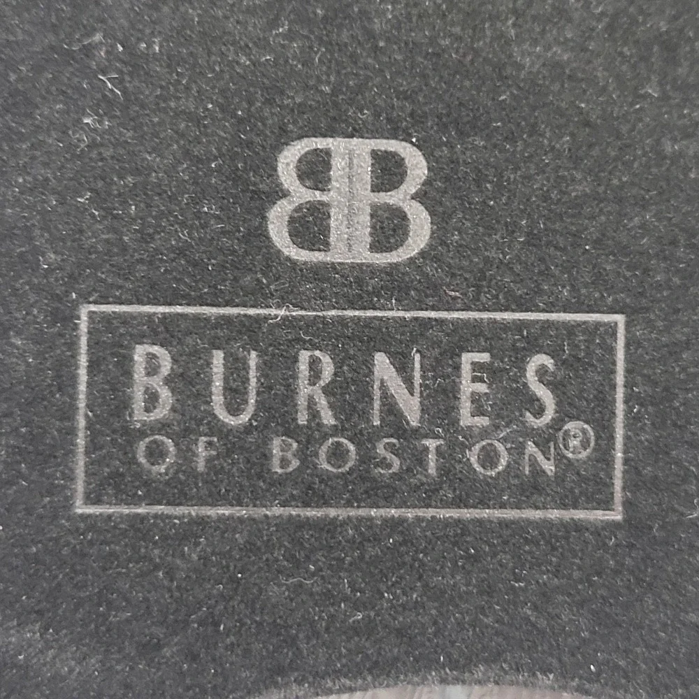 Burnes of Boston Basketball Photo‎ Frame Gold Textured Round 3.5x5 Sports Decor